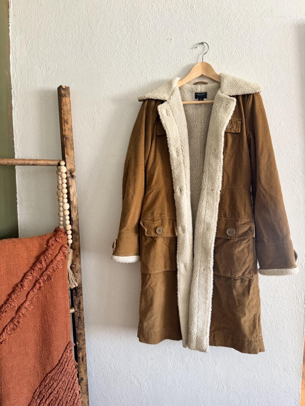 Vintage American Eagle Outfitters Cream Sherpa Jacket